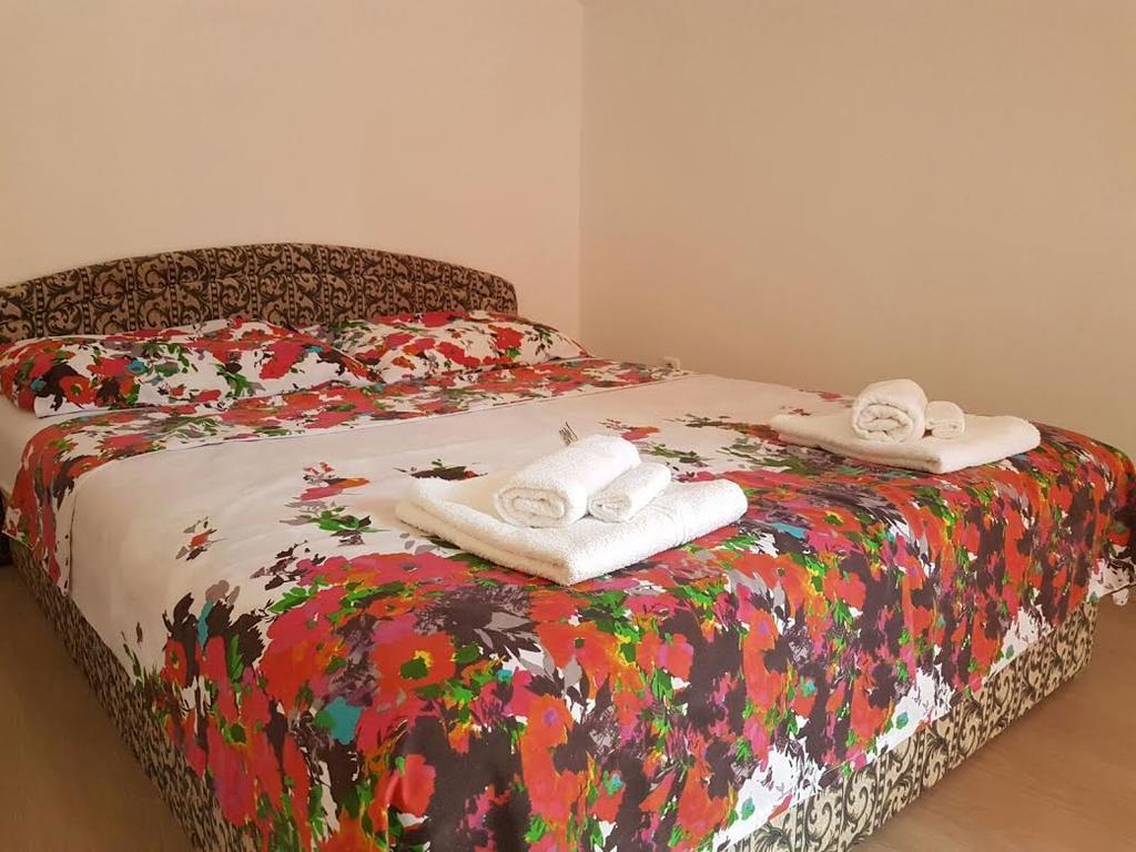 Apartments M&E Mokošica エクステリア 写真