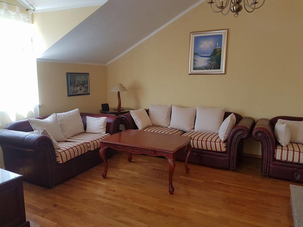 Apartments M&E Mokošica エクステリア 写真
