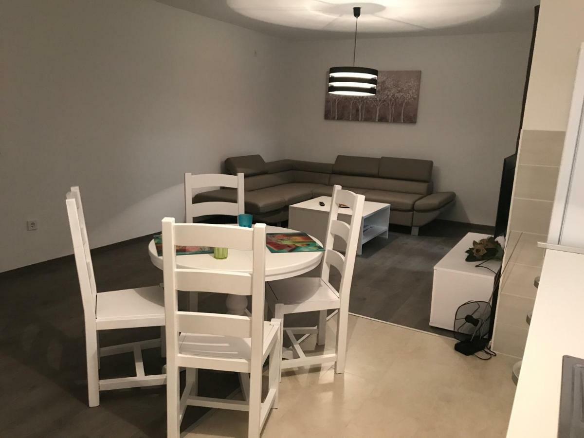 Apartments M&E Mokošica エクステリア 写真
